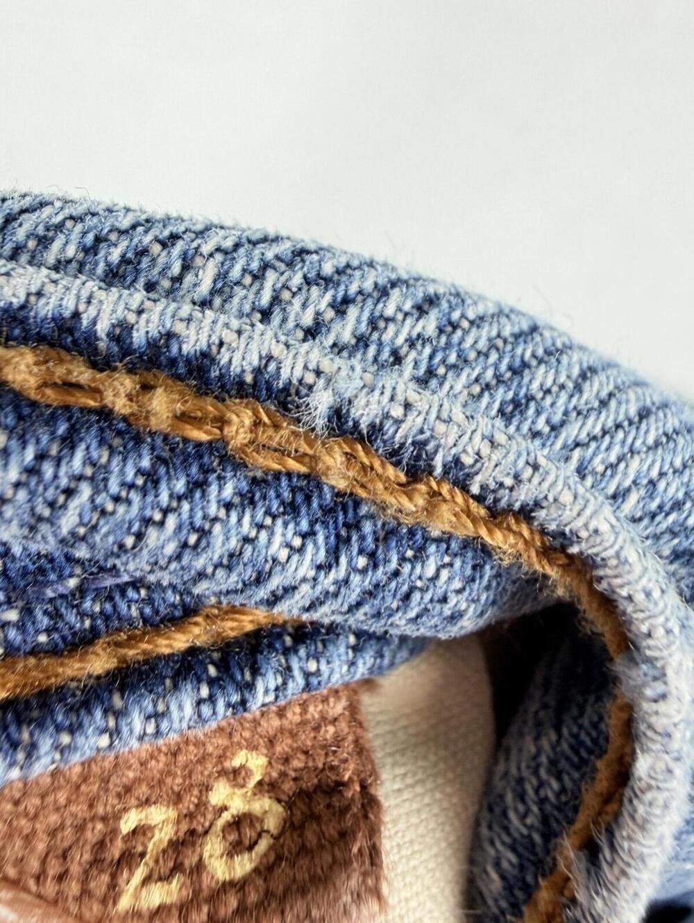 Distressed Low Rise Jeans - Picture 7 of 7
